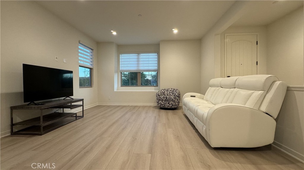 110 Sunnyside, Irvine CA 92618 - photo 4