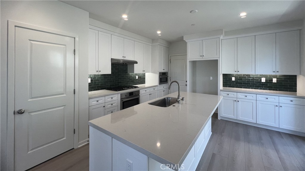 110 Sunnyside, Irvine CA 92618 - photo 9