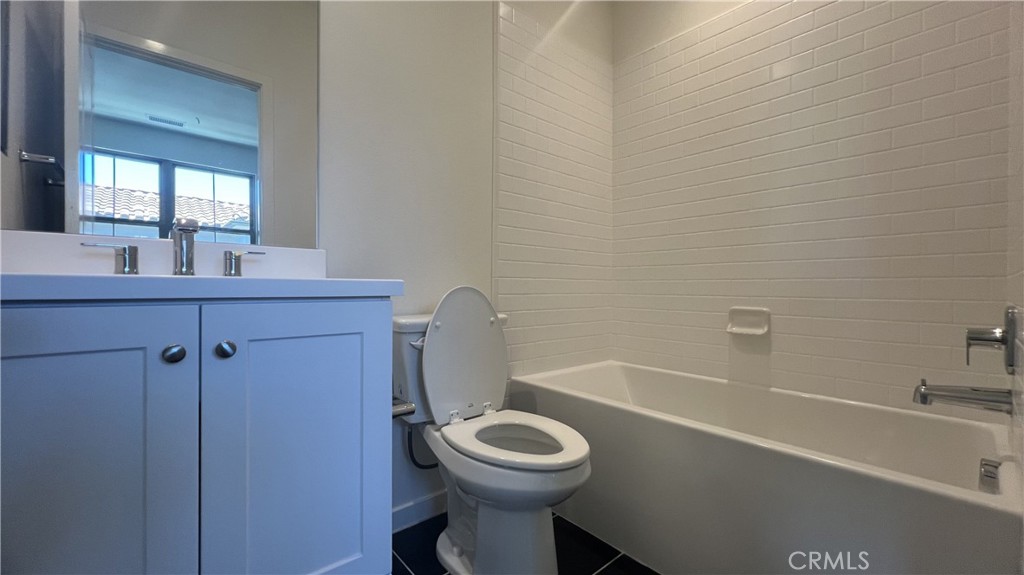 110 Sunnyside, Irvine CA 92618 - photo 17