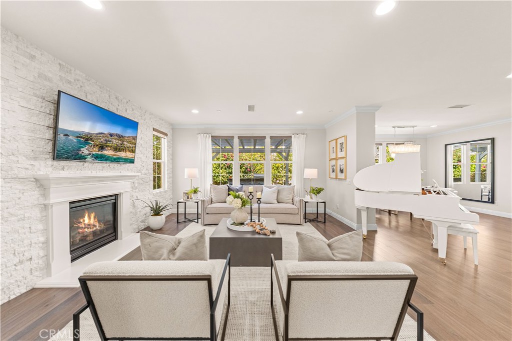 111 Bumblebee, Irvine CA 92618 - photo 11