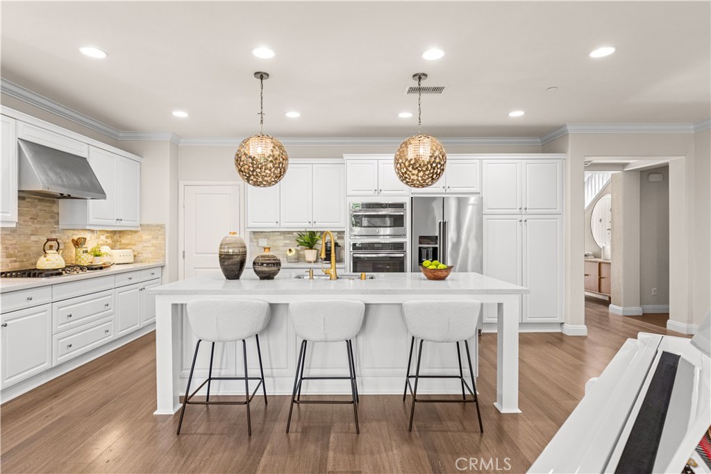 111 Bumblebee, Irvine CA 92618 - photo 14