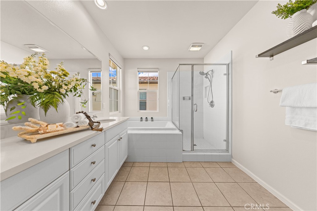 111 Bumblebee, Irvine CA 92618 - photo 43