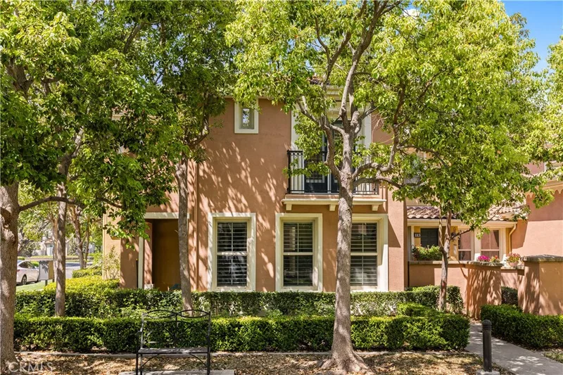 111 Chantilly, Irvine, CA 92620
