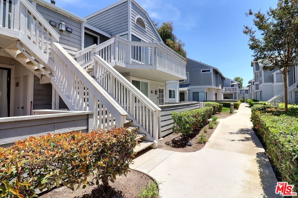 111 Remington 332, Irvine CA 92620 - photo 3