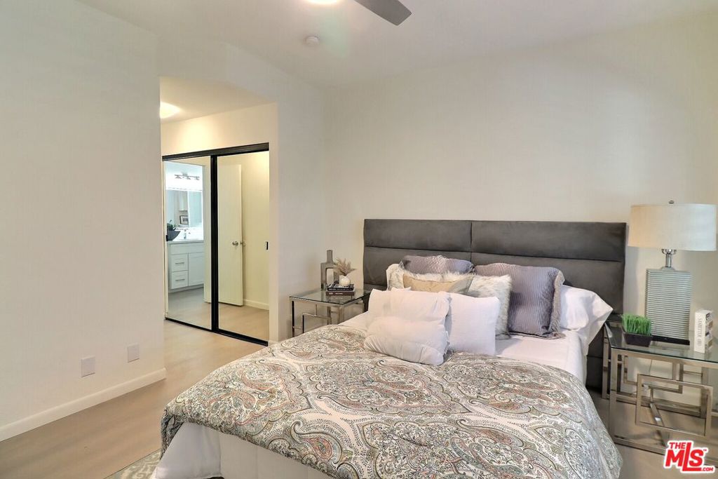 111 Remington 332, Irvine CA 92620 - photo 20