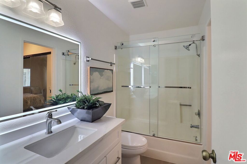 111 Remington 332, Irvine CA 92620 - photo 21