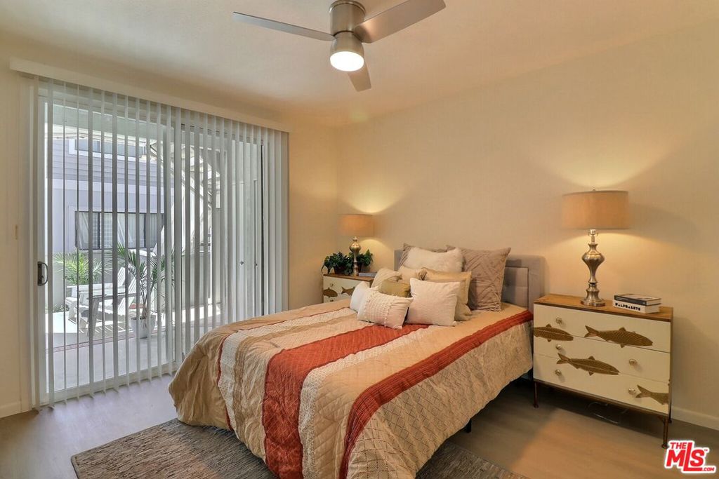 111 Remington 332, Irvine CA 92620 - photo 22