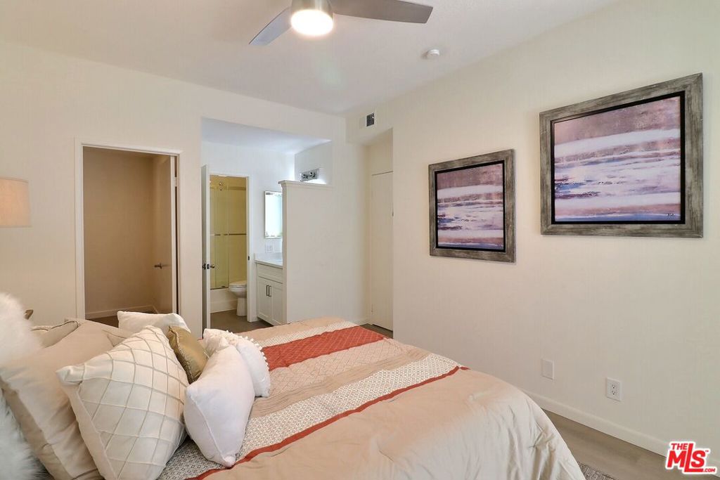 111 Remington 332, Irvine CA 92620 - photo 24