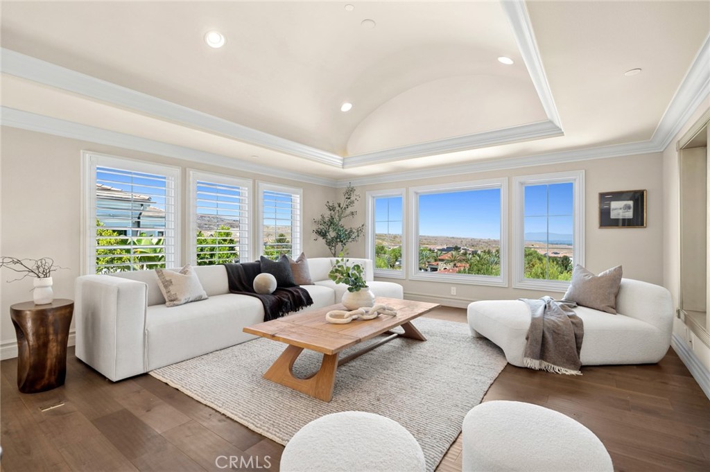 Loft - 111 Shady Arbor, Irvine CA 92618 - photo 27