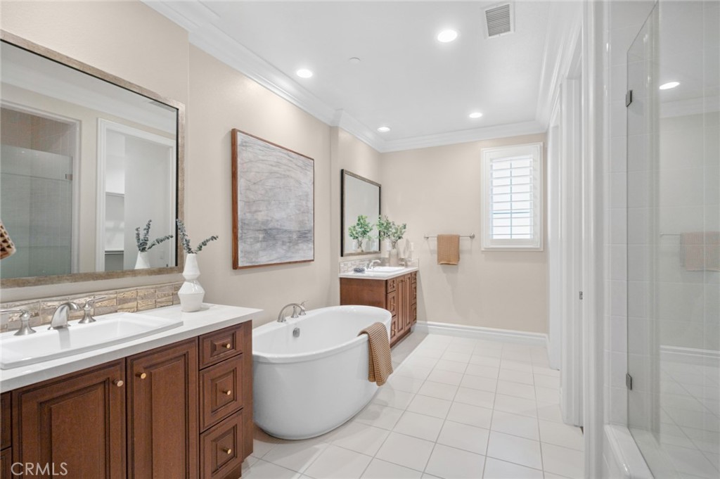 2nd Floor Primary Bathroom Suite with Dual Vanity and Spacious Walk In Closet - 111 Shady Arbor, Irvine CA 92618 - photo 36