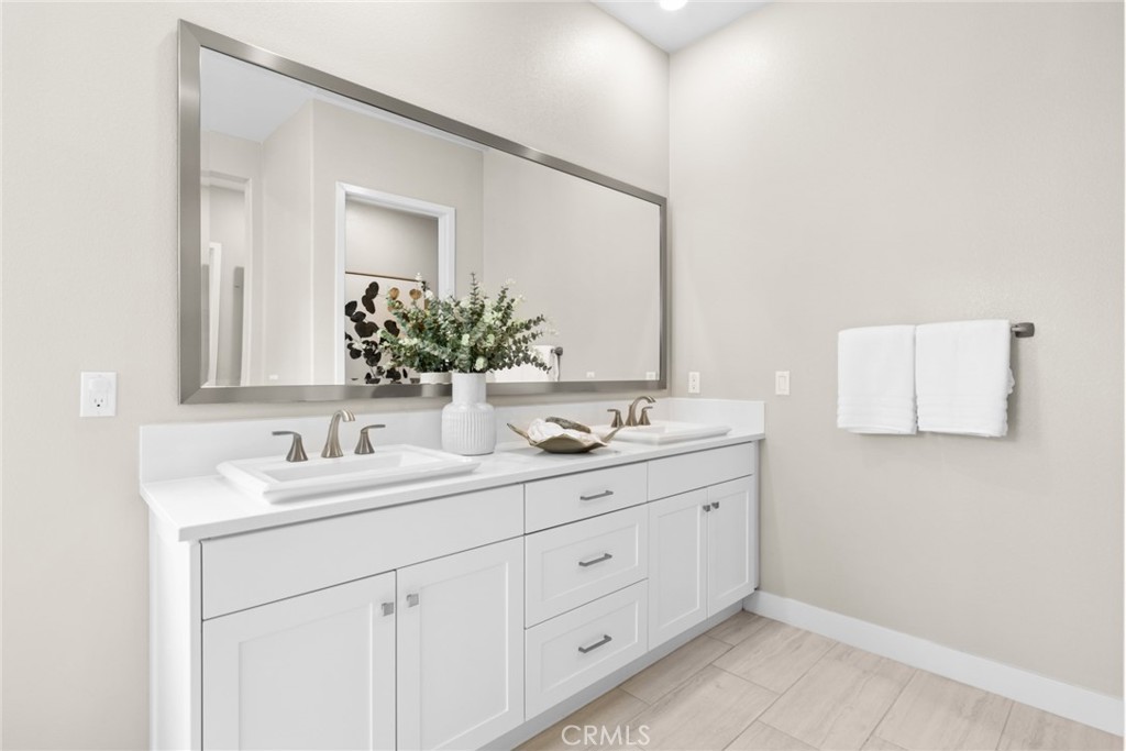 111 Spiral, Irvine CA 92618 - photo 32