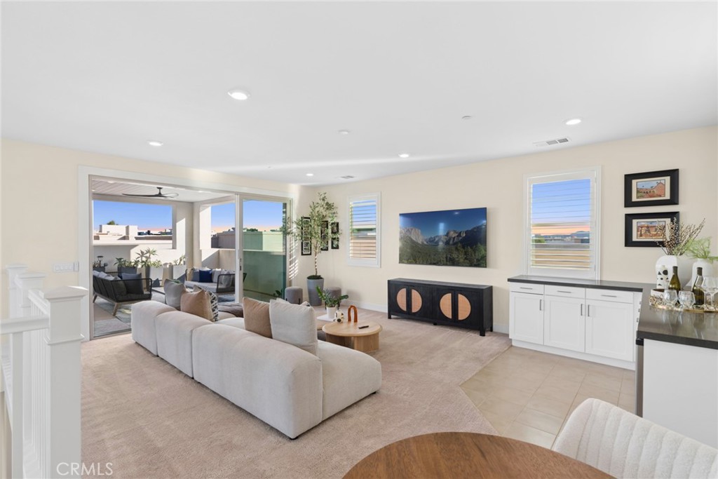 111 Stellar, Irvine CA 92618 - photo 33
