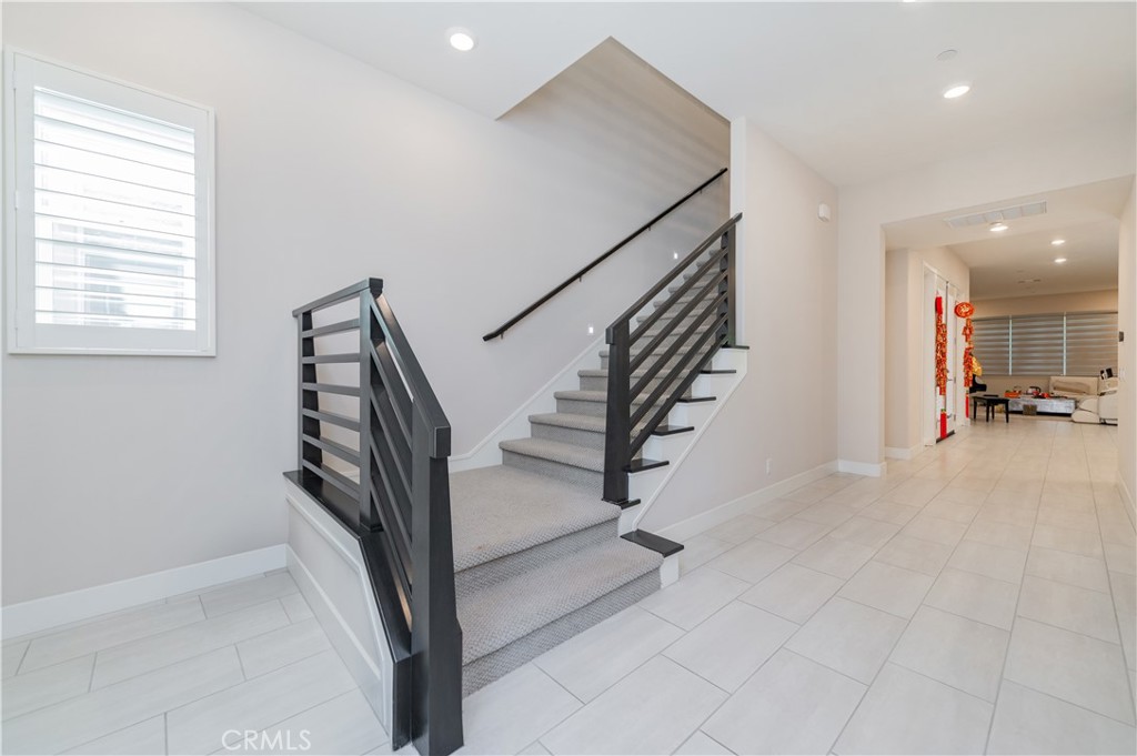 111 Swift, Irvine CA 92618 - photo 6