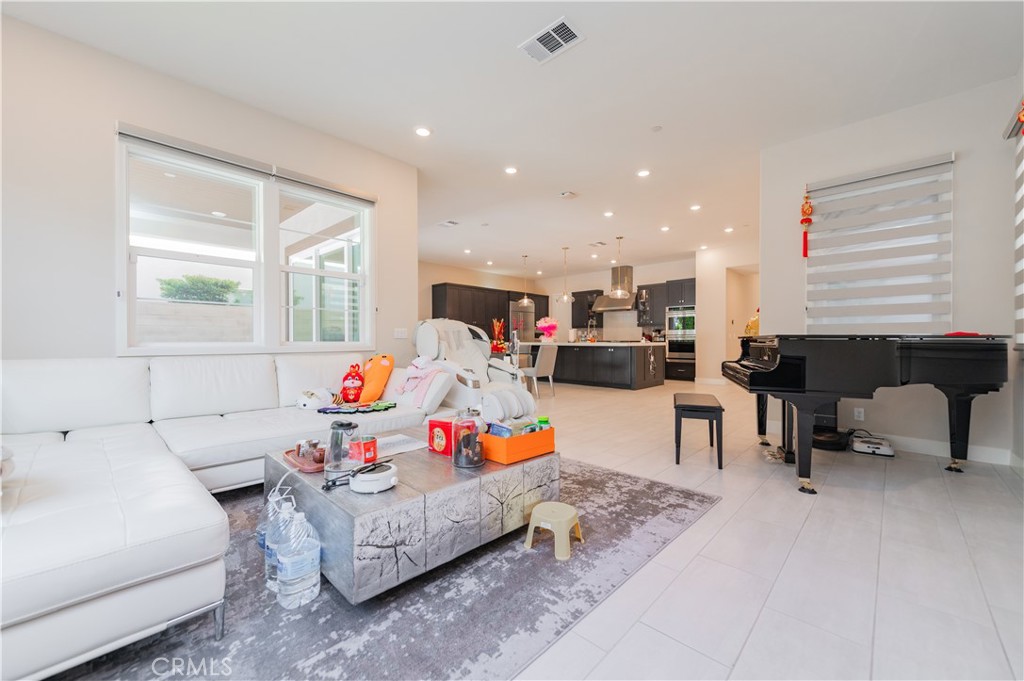 111 Swift, Irvine CA 92618 - photo 16