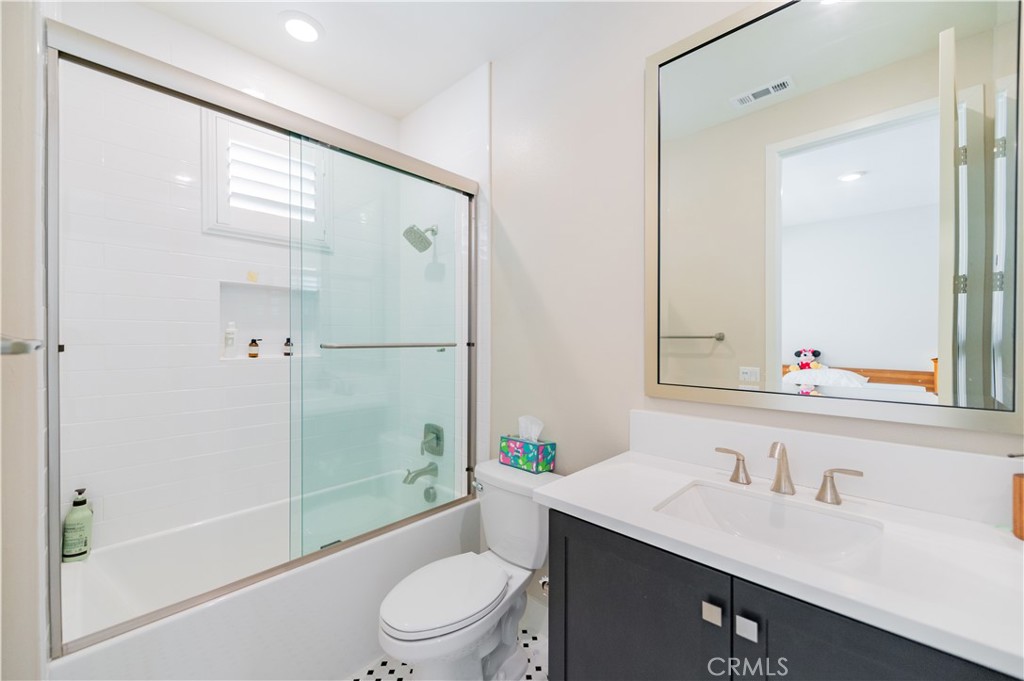 111 Swift, Irvine CA 92618 - photo 36