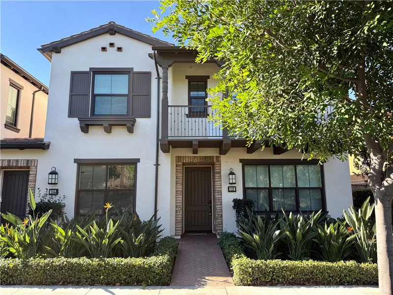 112 Crescent Moon, Irvine, CA 92602