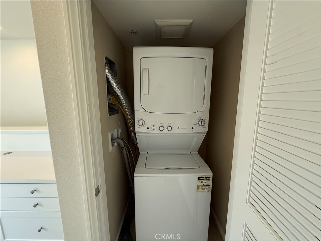 112 Crescent Moon, Irvine CA 92602 - photo 19