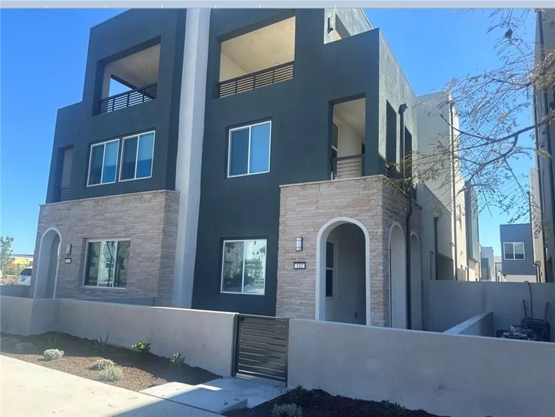 112 Culture, Irvine, CA 92618