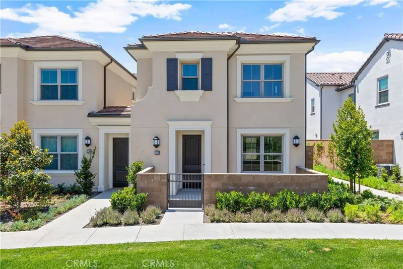 112 Newburry, Irvine
