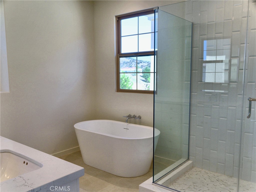 112 Newburry, Irvine CA 92618 - photo 5