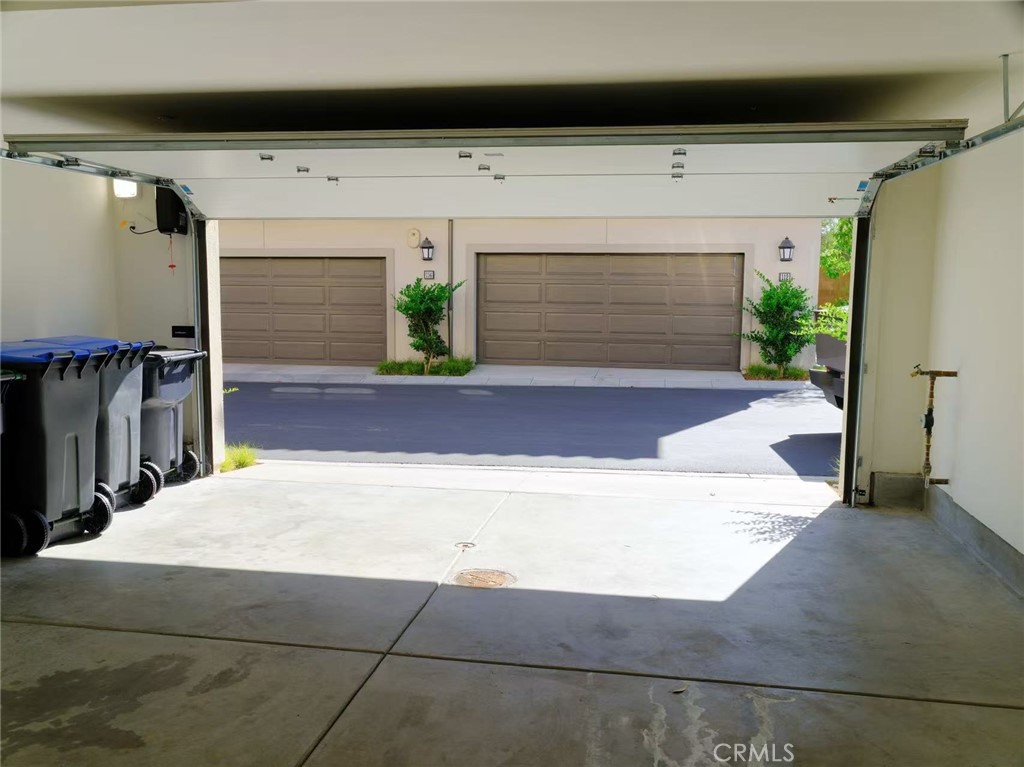 112 Newburry, Irvine CA 92618 - photo 10