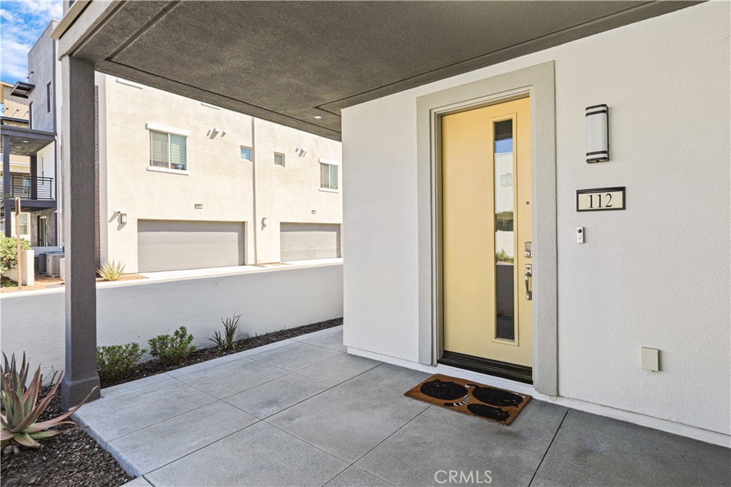 112 Novel, Irvine CA 92618 - photo 3