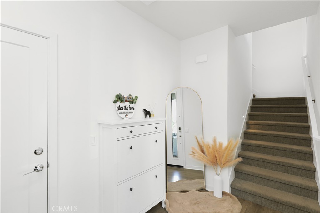 112 Novel, Irvine CA 92618 - photo 5