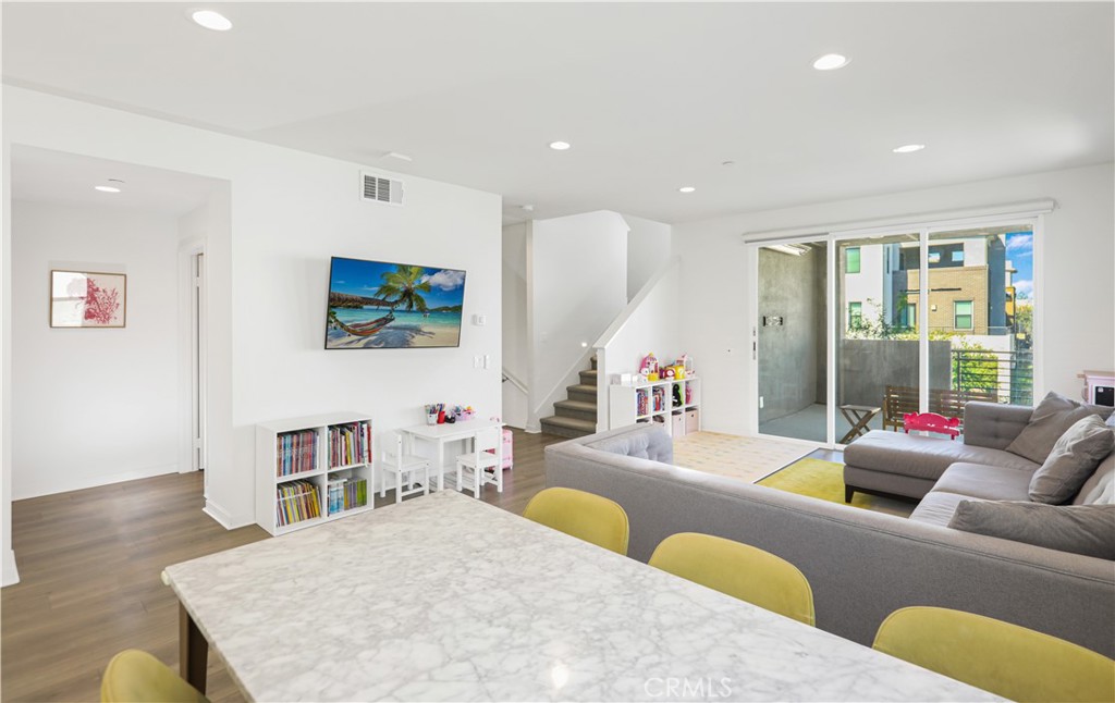 112 Novel, Irvine CA 92618 - photo 10