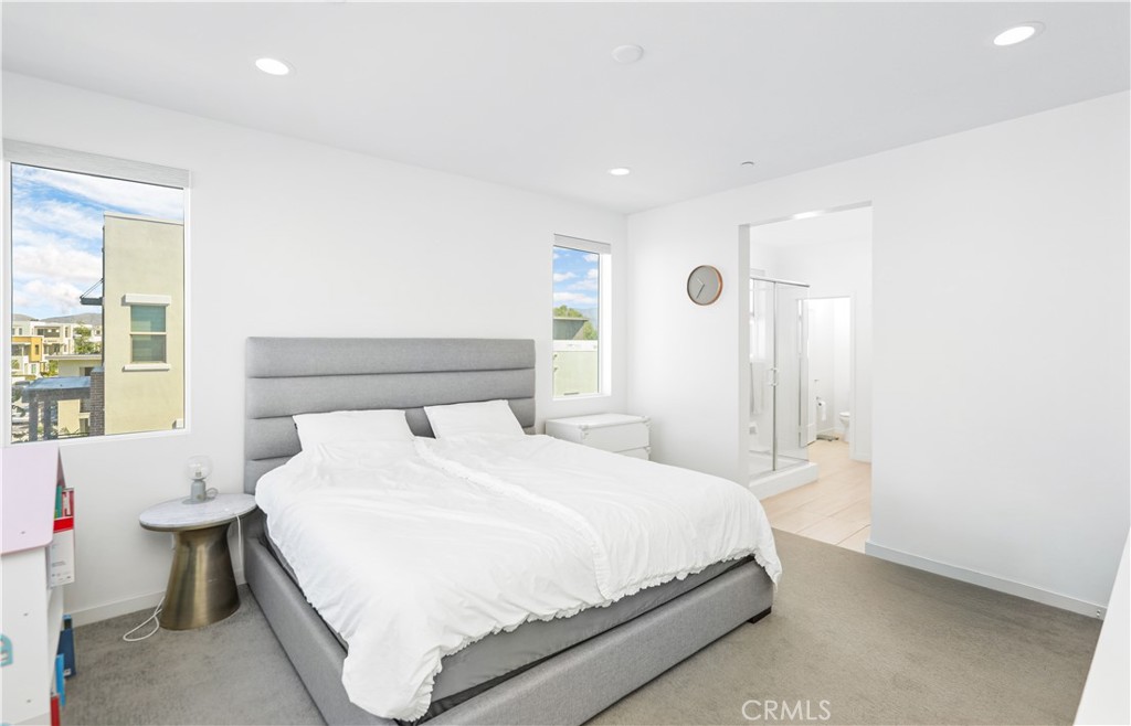 112 Novel, Irvine CA 92618 - photo 26