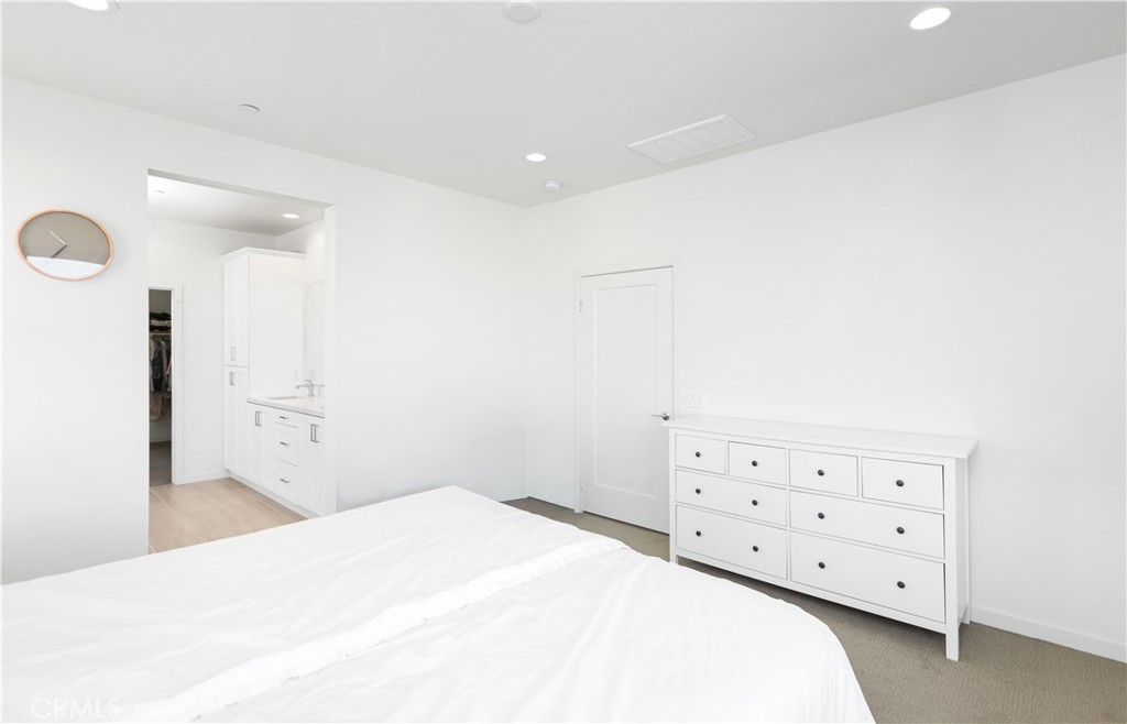 112 Novel, Irvine CA 92618 - photo 27