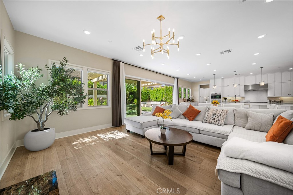 113 Crossover, Irvine CA 92618 - photo 6