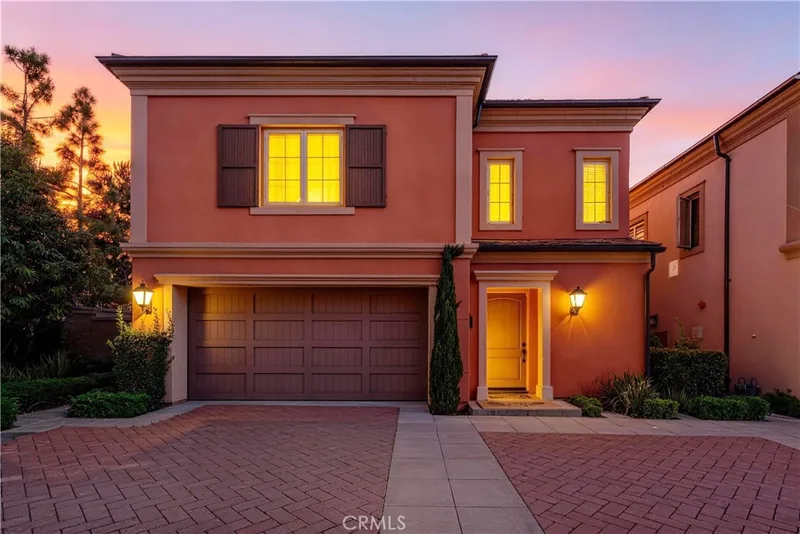 113 Hanging Garden, Irvine