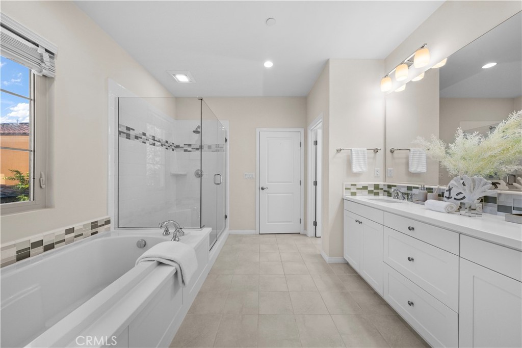 113 Hanging Garden, Irvine CA 92620 - photo 23