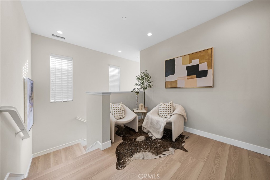 113 Hanging, Irvine CA 92620 - photo 16