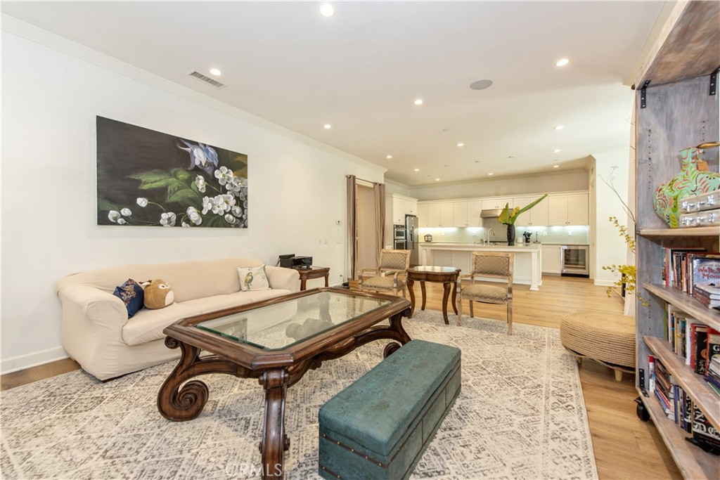 113 Hitching Post, Irvine CA 92620 - photo 8
