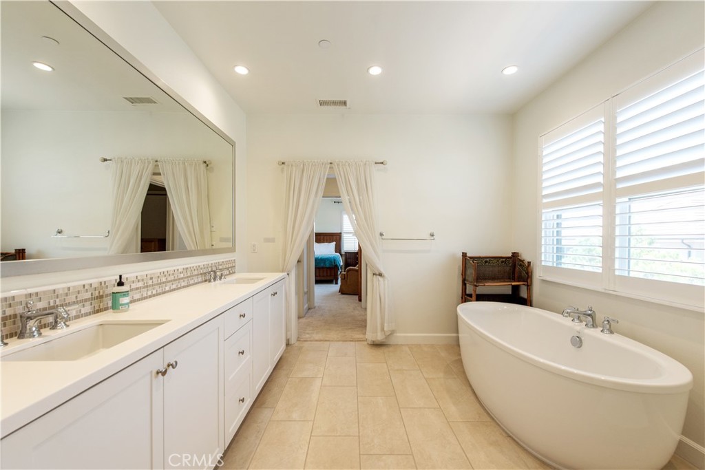 113 Hitching Post, Irvine CA 92620 - photo 19