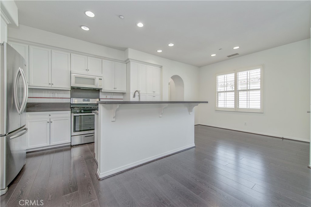 113 Towngate, Irvine CA 92620 - photo 6