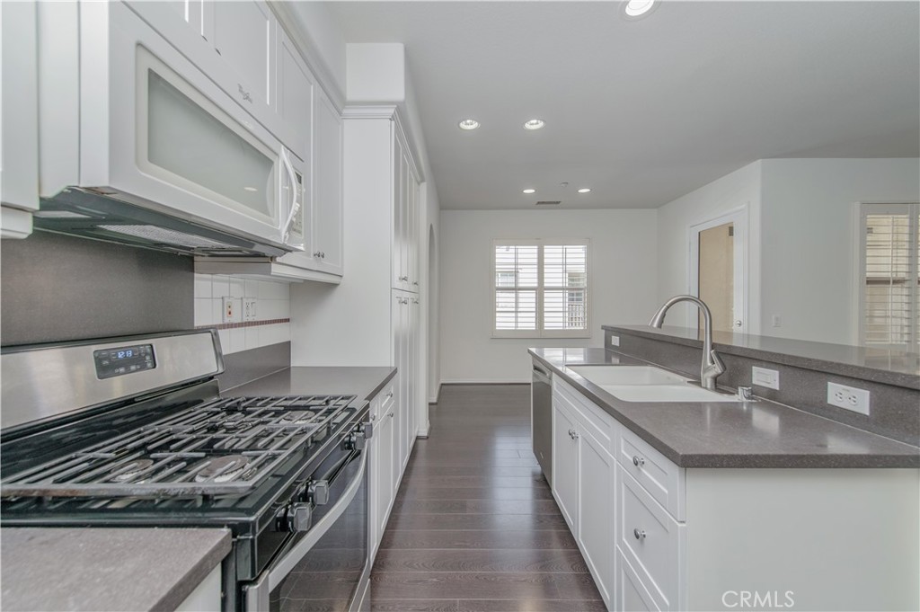 113 Towngate, Irvine CA 92620 - photo 13