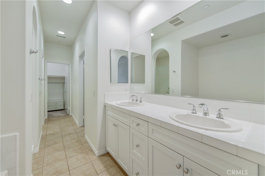 113 Towngate, Irvine CA 92620 - photo 29