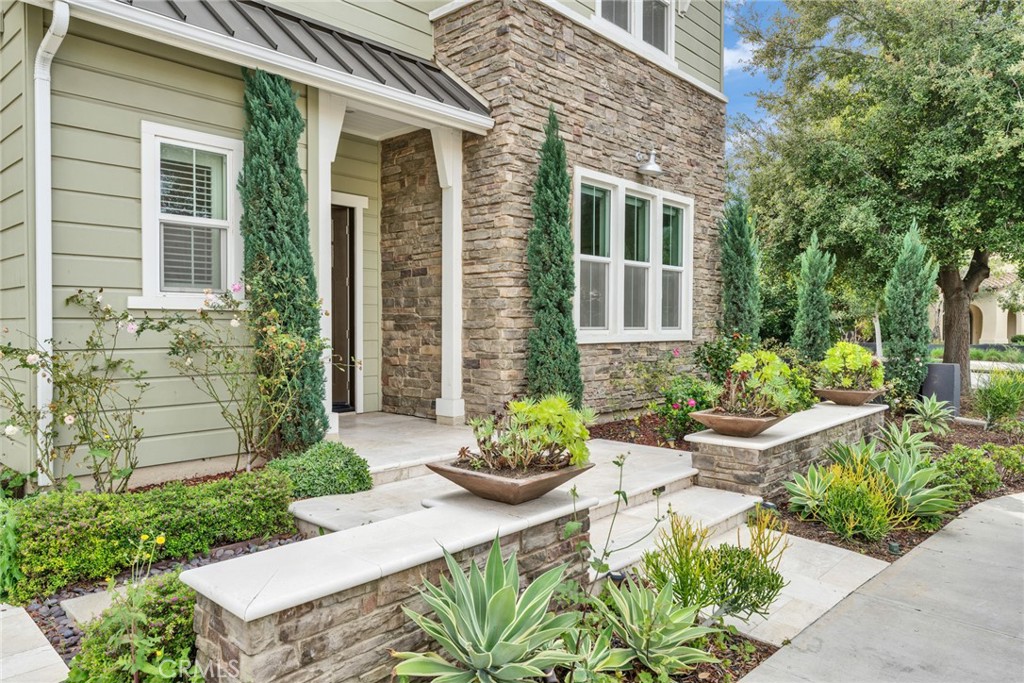 114 Crossover, Irvine CA 92618 - photo 3