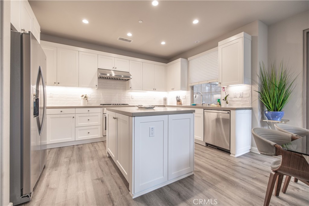 114 Falcon, Irvine CA 92618 - photo 5