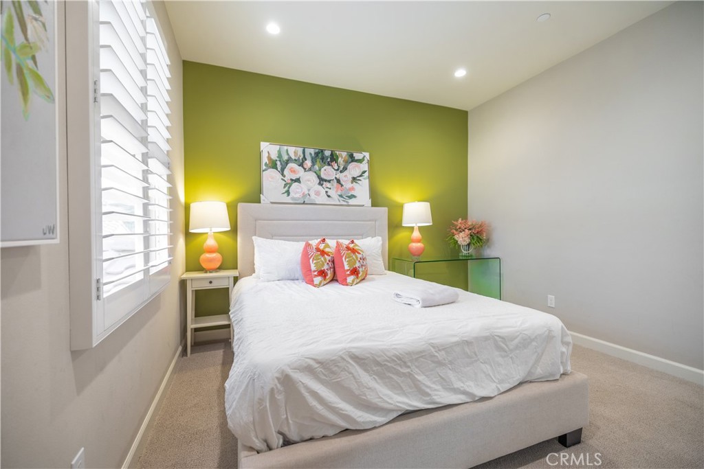 114 Falcon, Irvine CA 92618 - photo 9