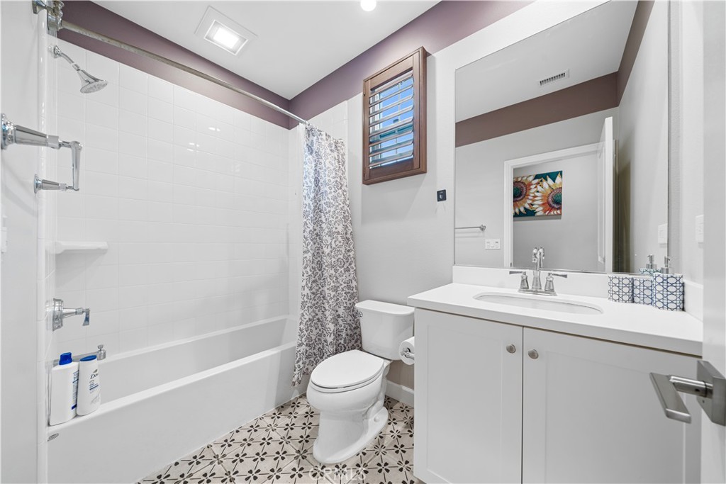 114 Guinness, Irvine CA 92620 - photo 5