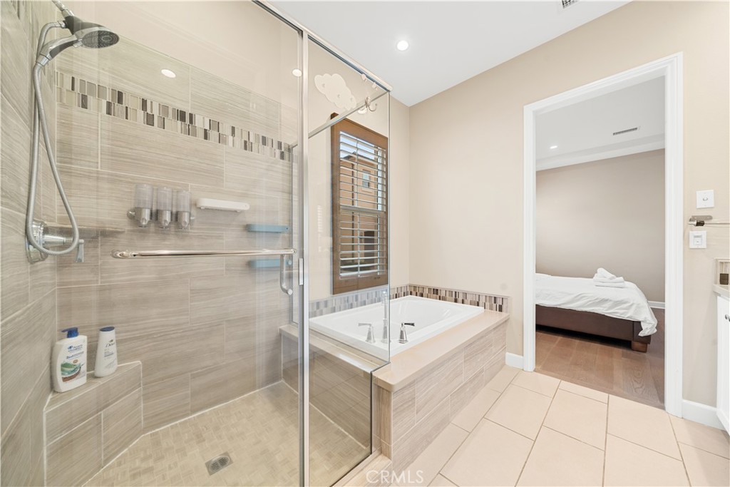 114 Guinness, Irvine CA 92620 - photo 6