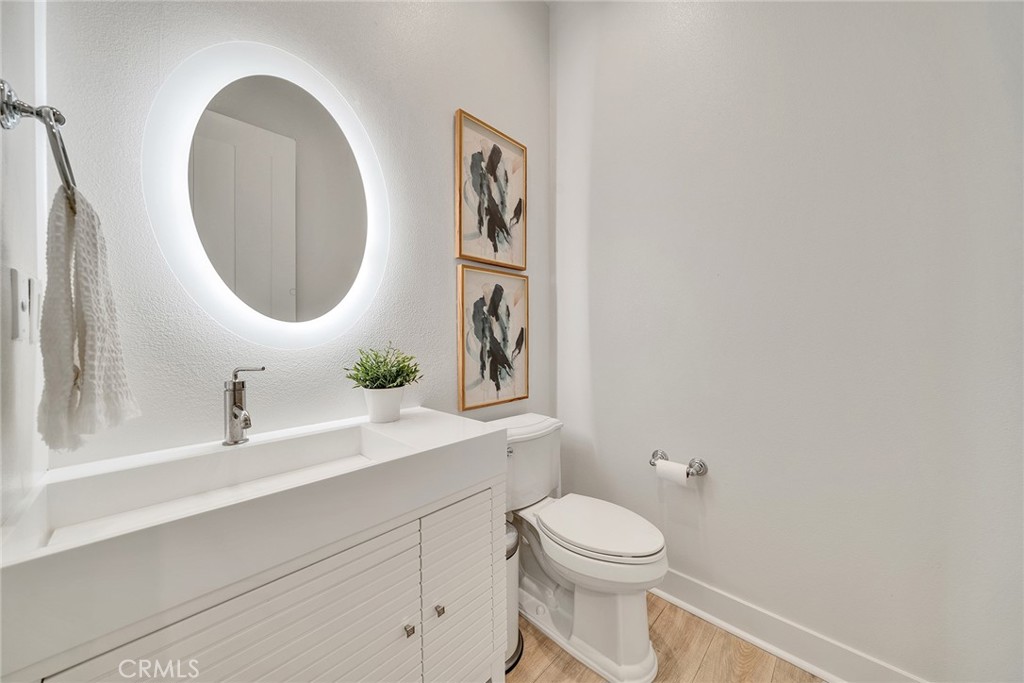 114 Interstellar, Irvine CA 92618 - photo 17