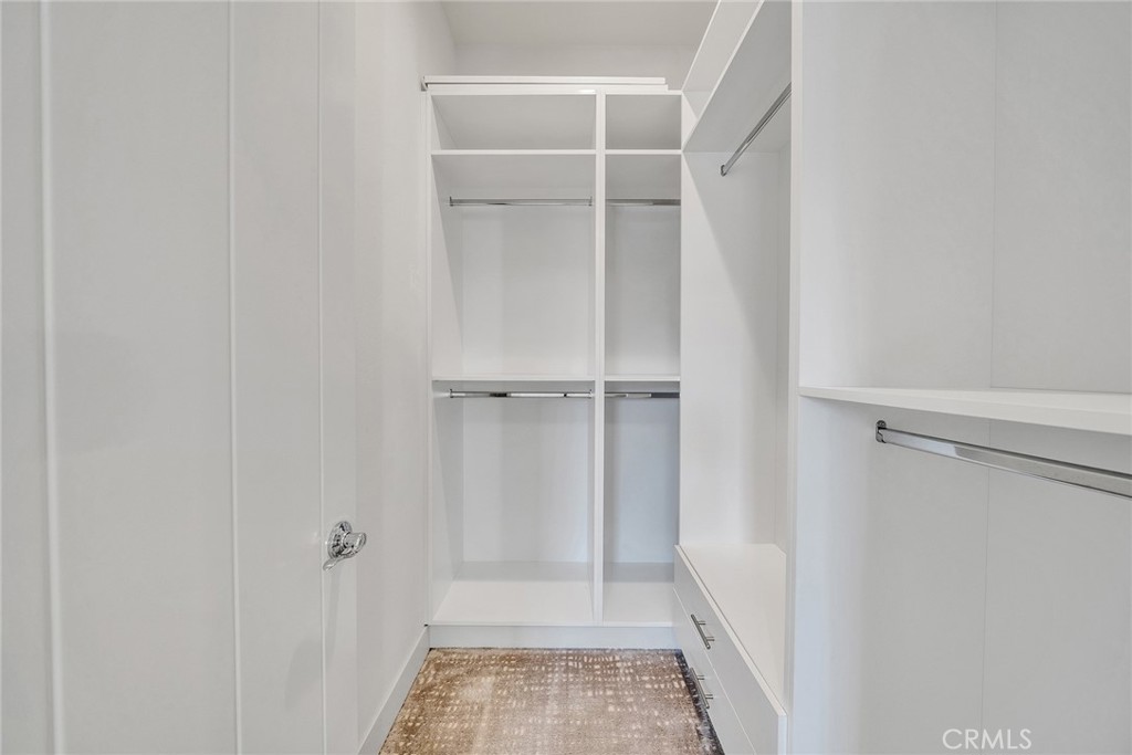 114 Interstellar, Irvine CA 92618 - photo 37