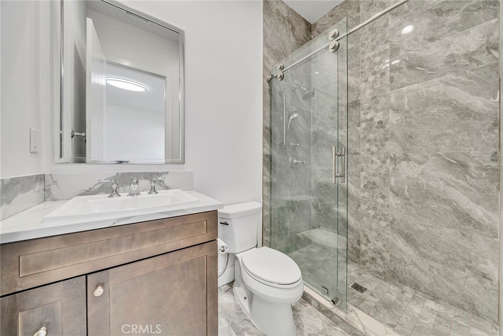 114 Interstellar, Irvine CA 92618 - photo 41