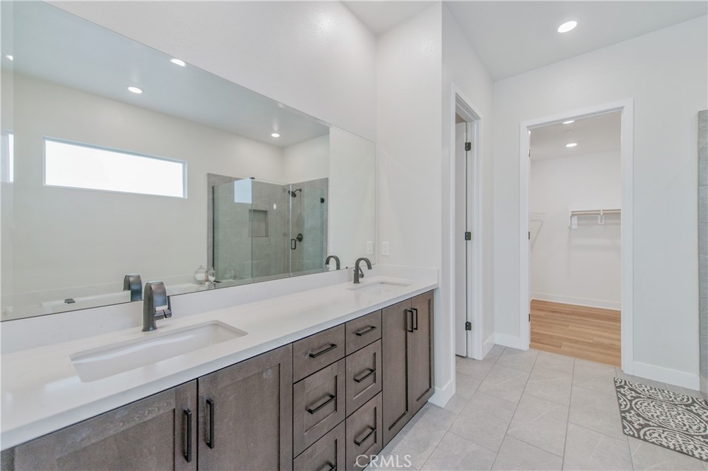 115 Bosal, Irvine CA 92618 - photo 34