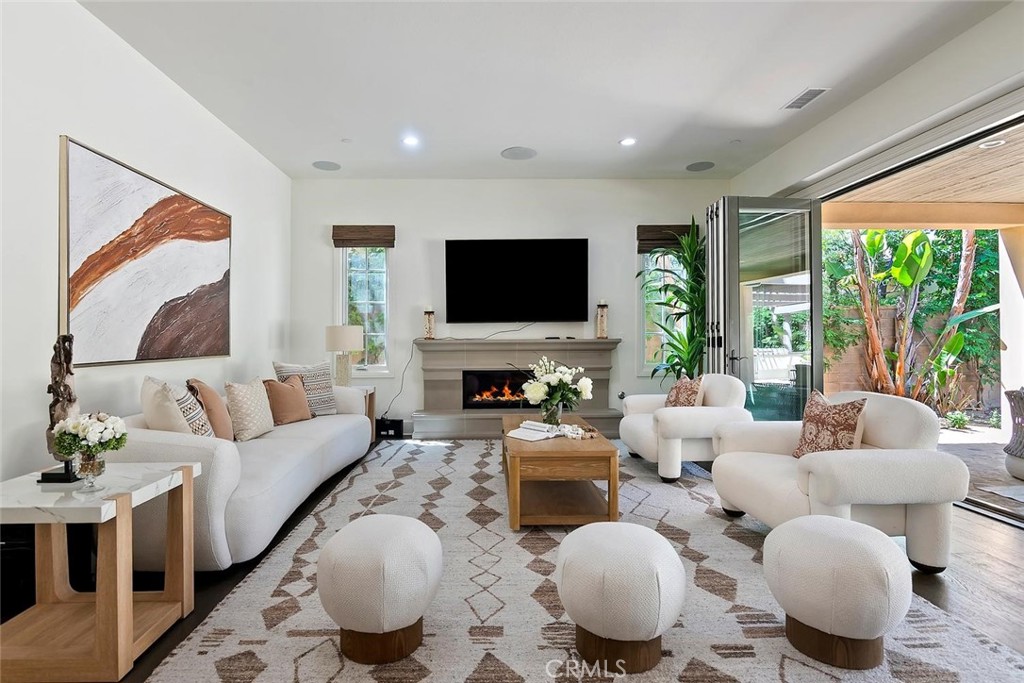 115 Candleglow, Irvine CA 92602 - photo 5