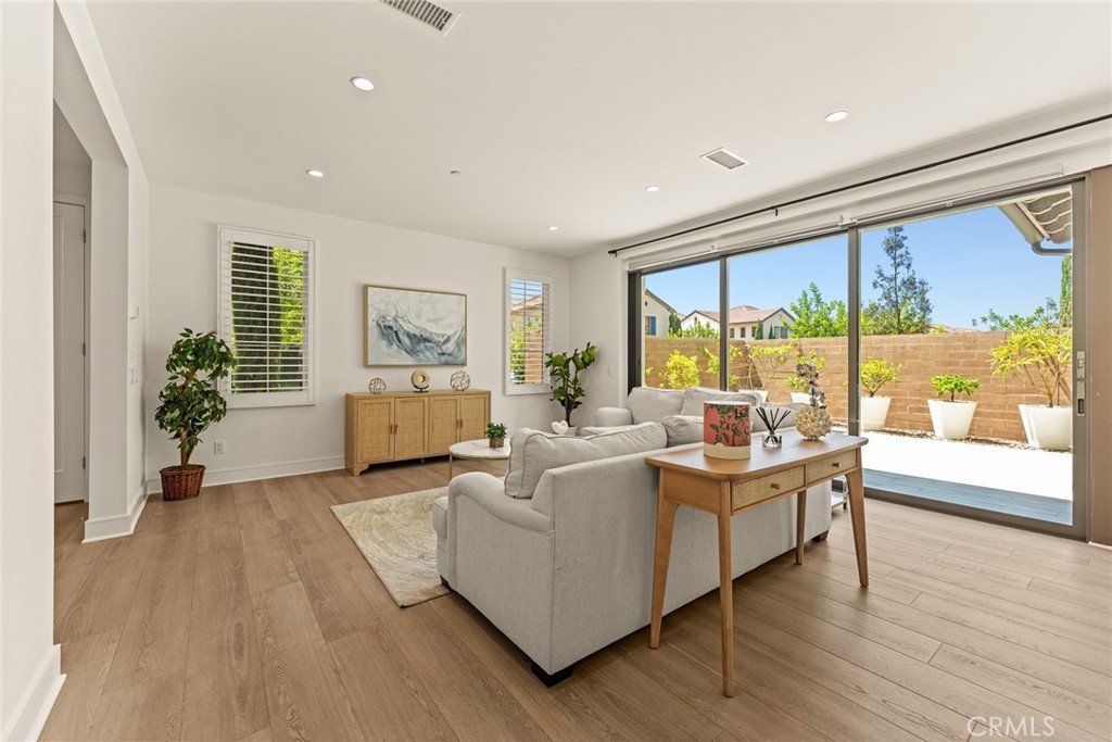 115 Della, Irvine CA 92602 - photo 15